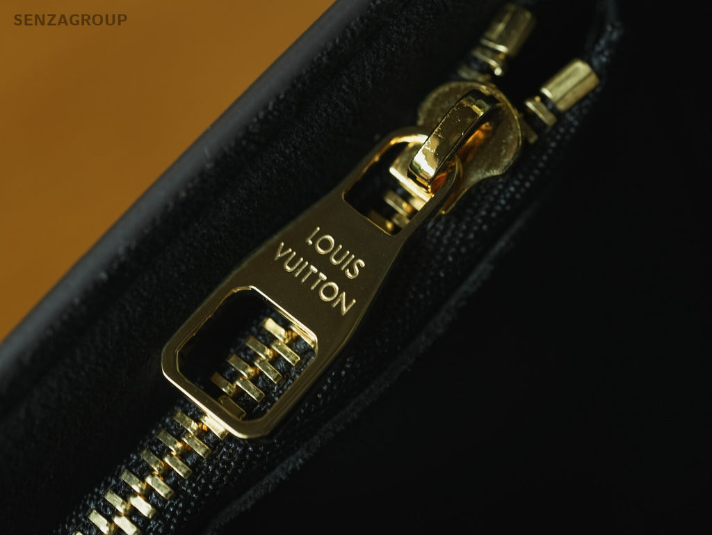 Louis Vuitton Shoulder Bag  Monogram Brown Dauphine OS M68746