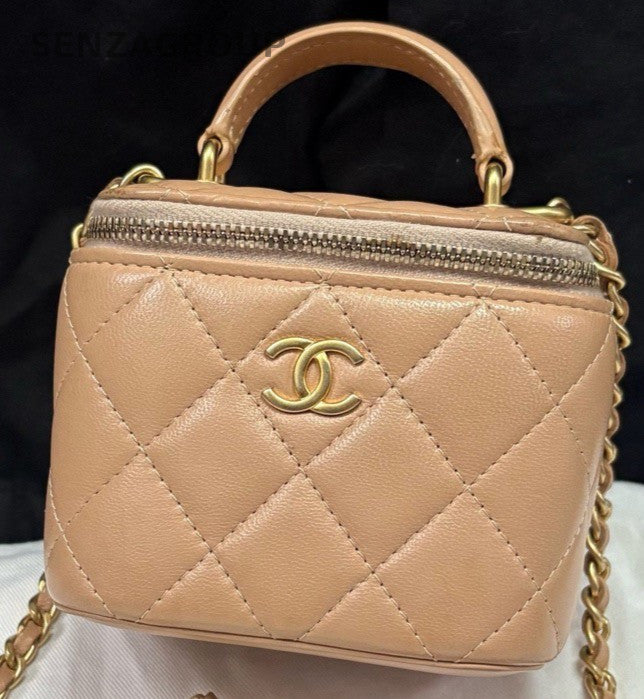 Chanel Lambskin PM Chain Shoulder Bag Crossbody Pink Gold Diamond Women Classic