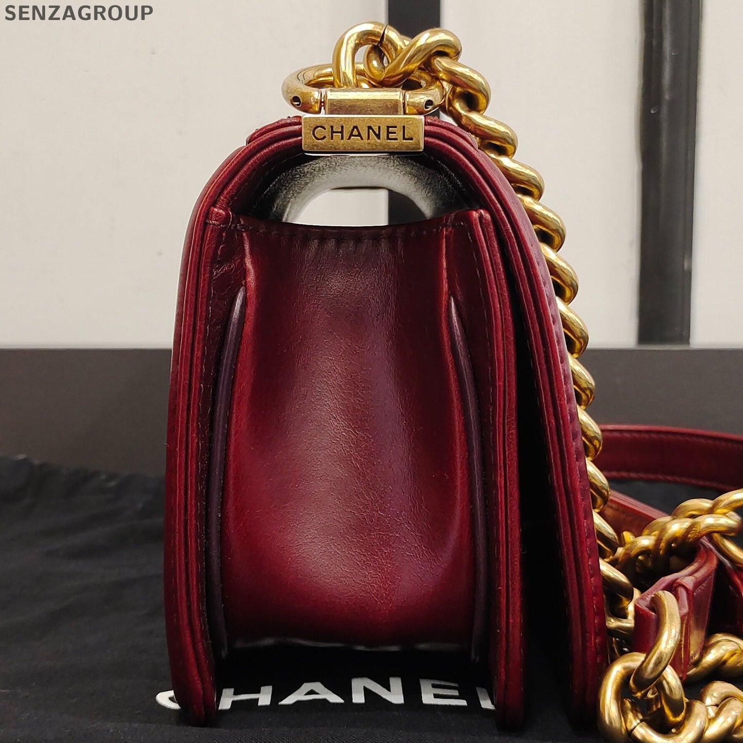 Chanel Le Boy Quilted Chain Shoulder Bag Red Gold Classic Fashion Women