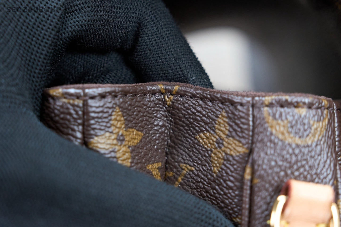Louis Vuitton Monogram Messenger Bag Shoulder Crossbody Bag Women Brown