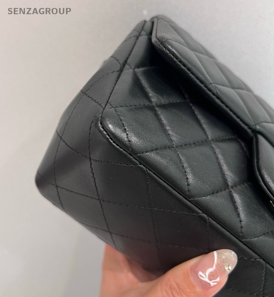 Chanel Classic Flap Mini Chain Shoulder Bag Crossbody Black Silver Women Fashion