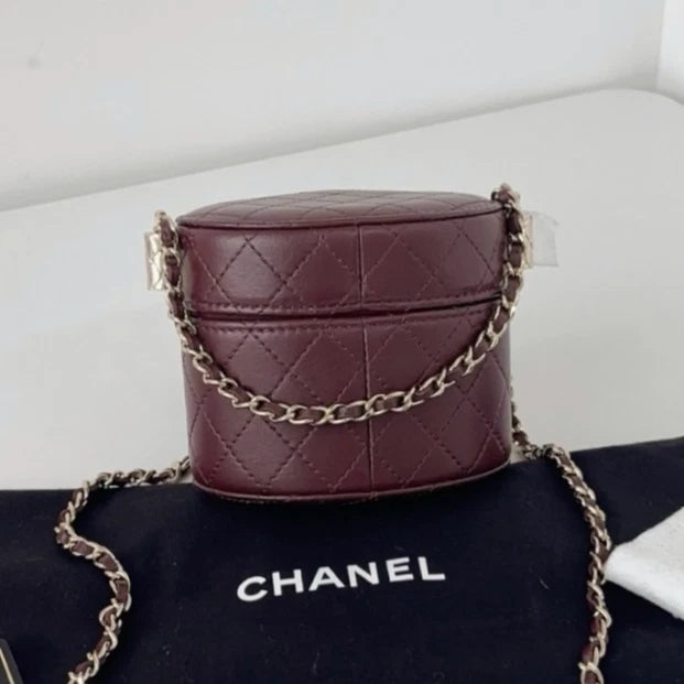 Excellent Chanel Cylindrical Makeup Box Mini Gold Chain Red Handbag Crossbody