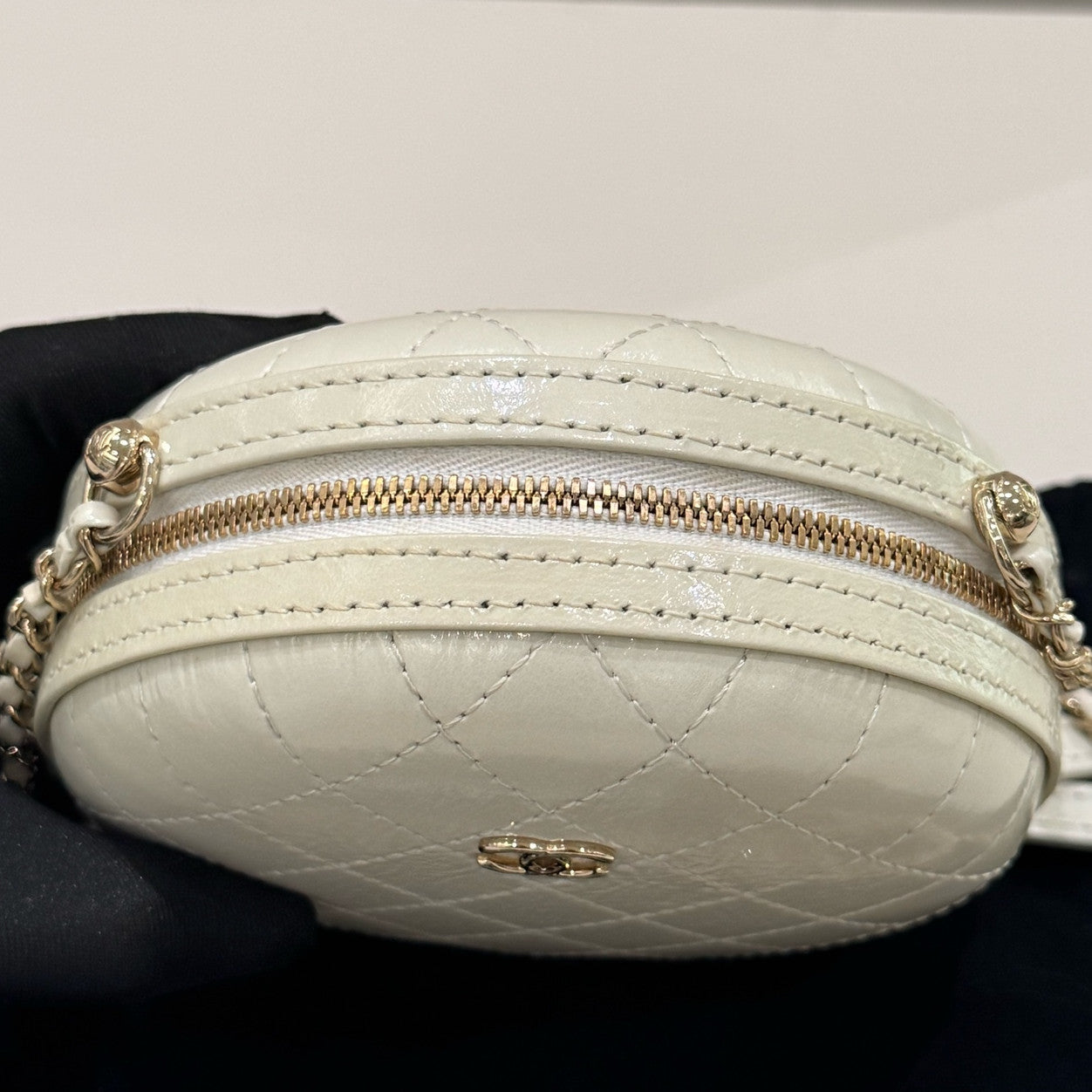 Chanel White Quilted Hard Round Bag Gold Chain Crossbody Classic