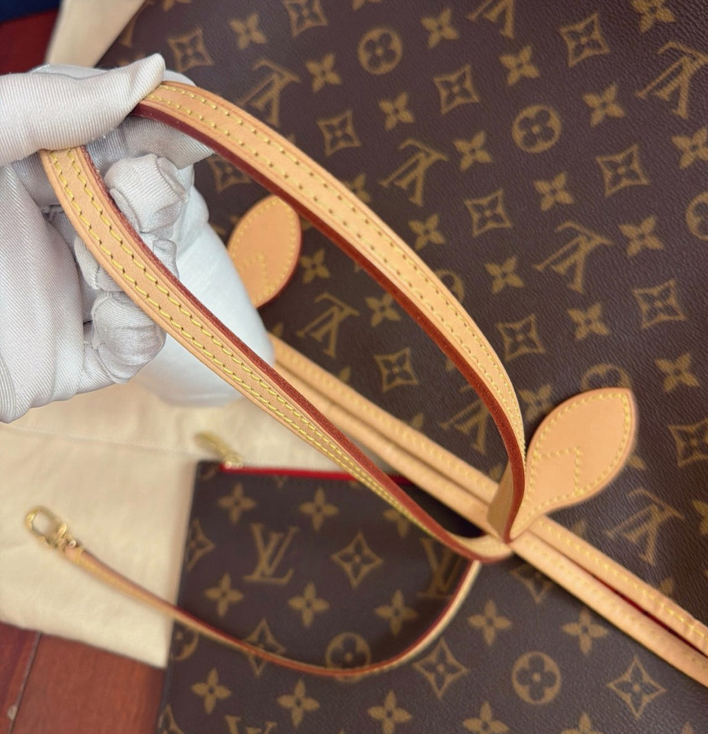 Louis Vuitton Neverfull MM Monogram Canvas Shoulder Bag Brown Gold Women Classic