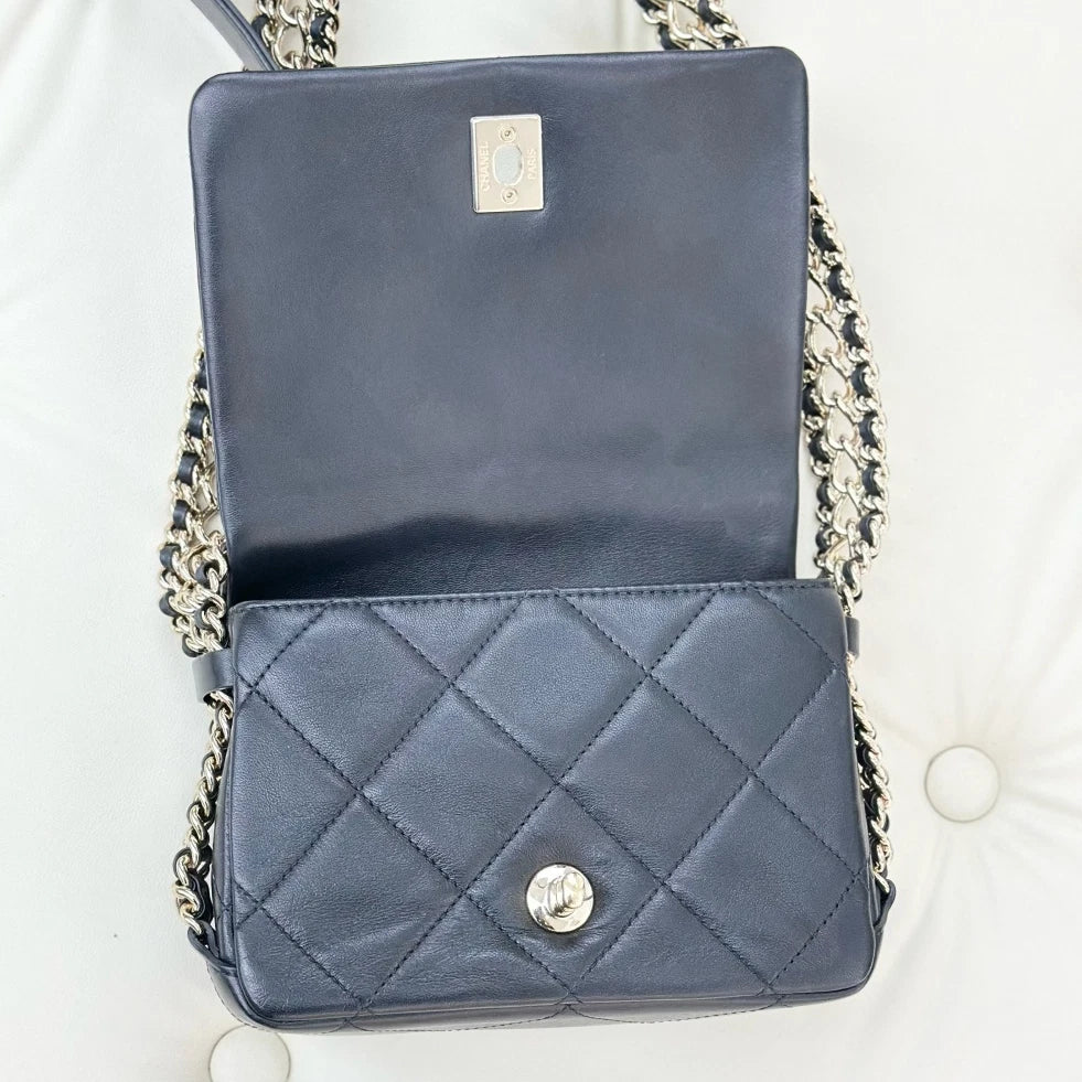 Chanel Chain Lambskin Shoulder Crossbody Bag Black Gold Women Classic S