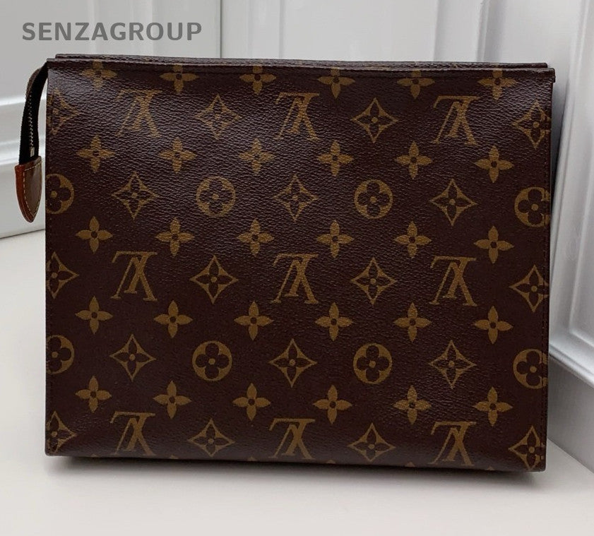 Louis Vuitton Monogram Clutch Brown Gold Unisex Adults Classic Fashion