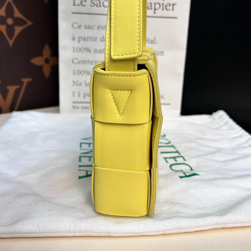 Excellent Bottega Veneta Cassette Calfskin 2Way Yellow Shoulder Bag Crossbody