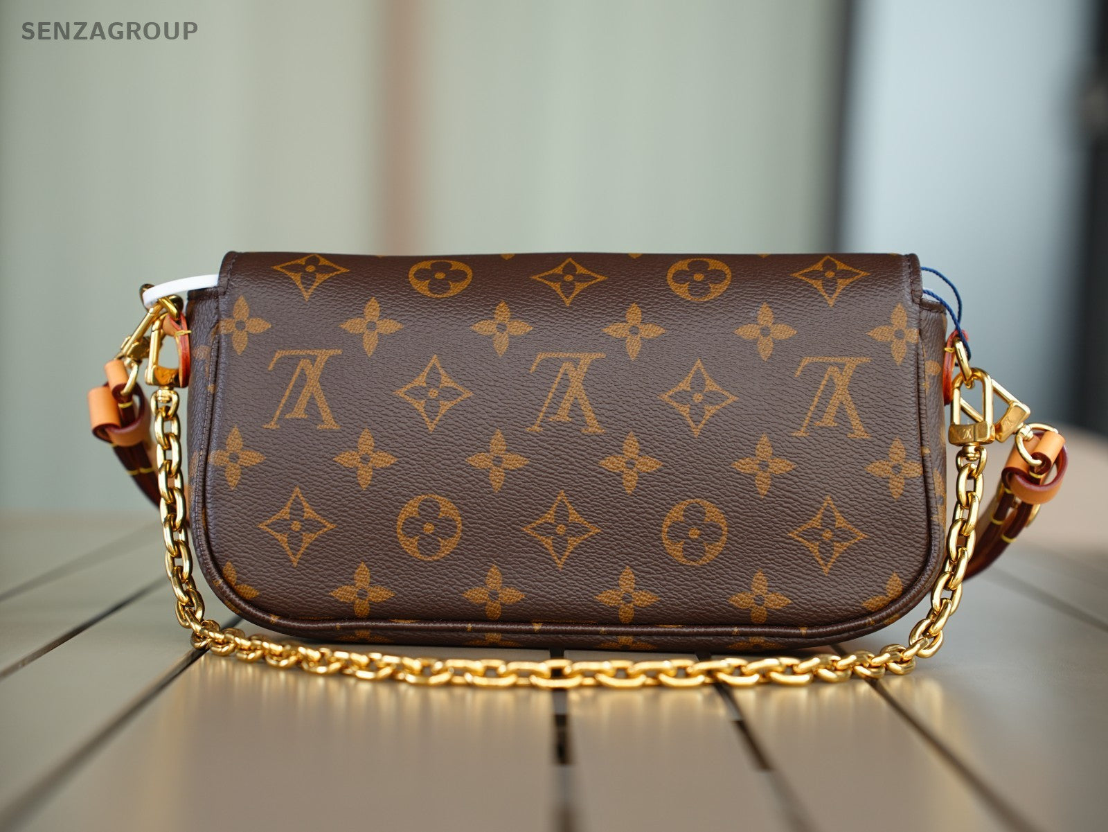 Louis Vuitton IVY Monogram Chain Shoulder bag Crossbody Amost Brand NEW
