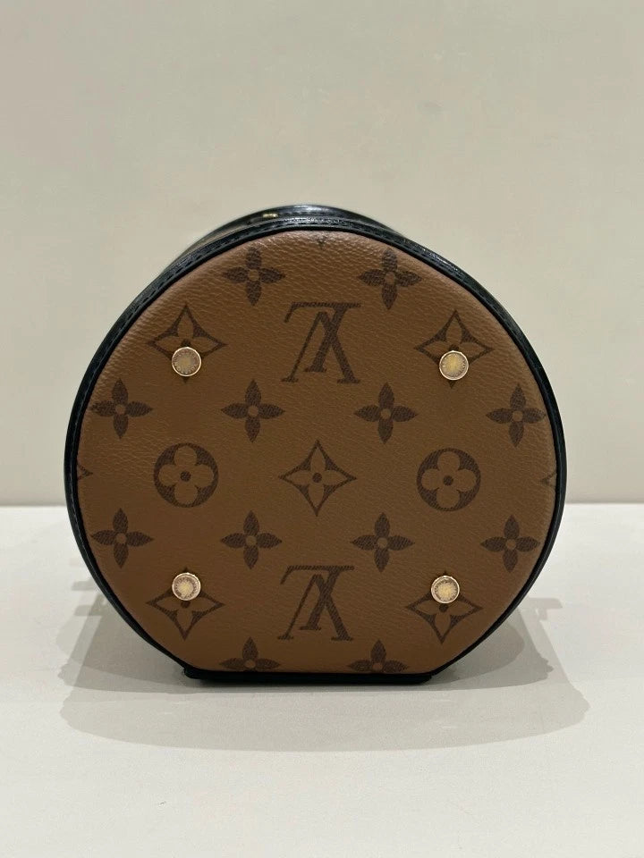 Louis Vuitton Canvas Chip Bucket Handbag For Women