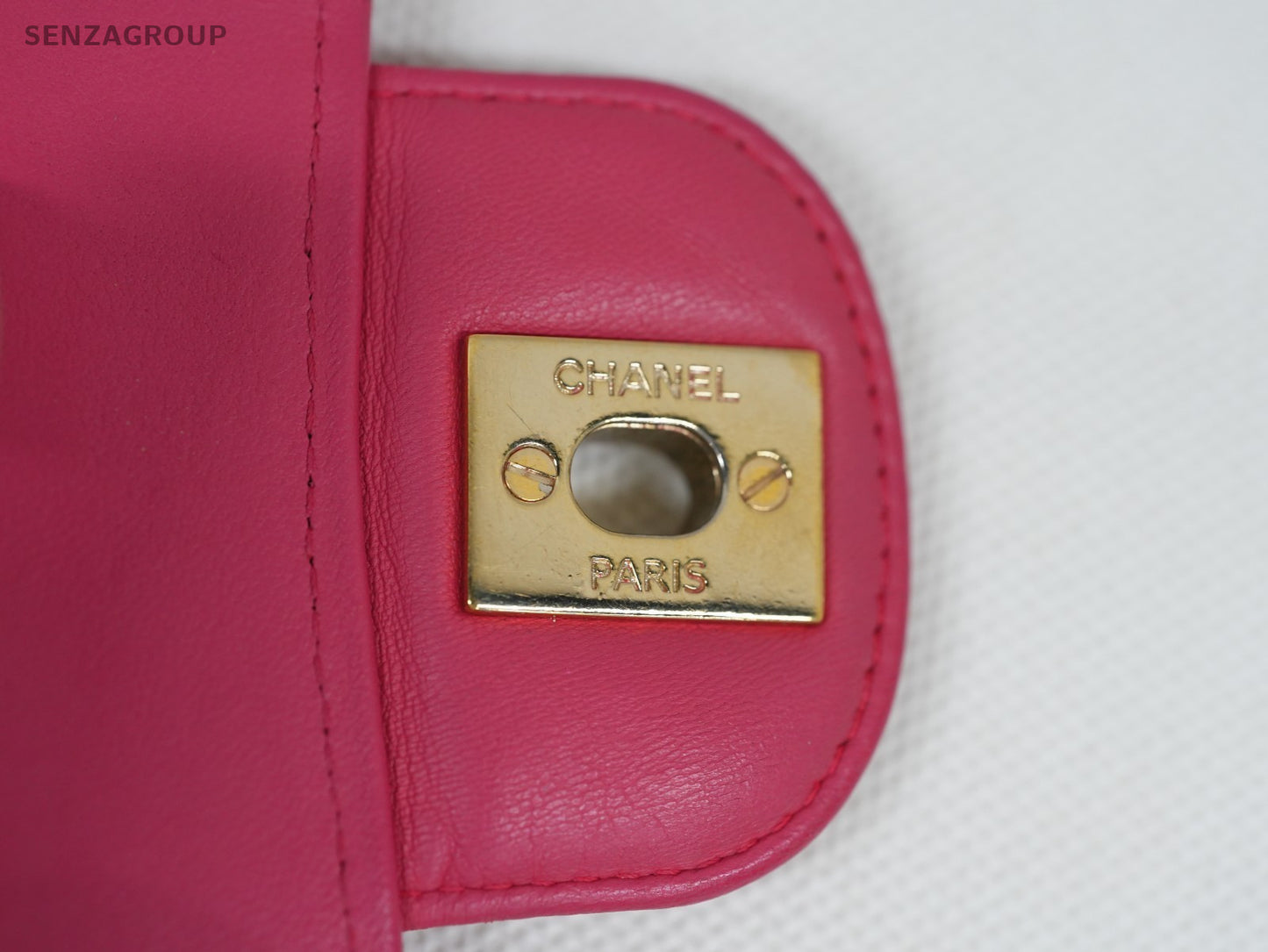 CHANEL Classic Flap MM V-Shape Pattern Chain Shoulder bag Pink Gold Women