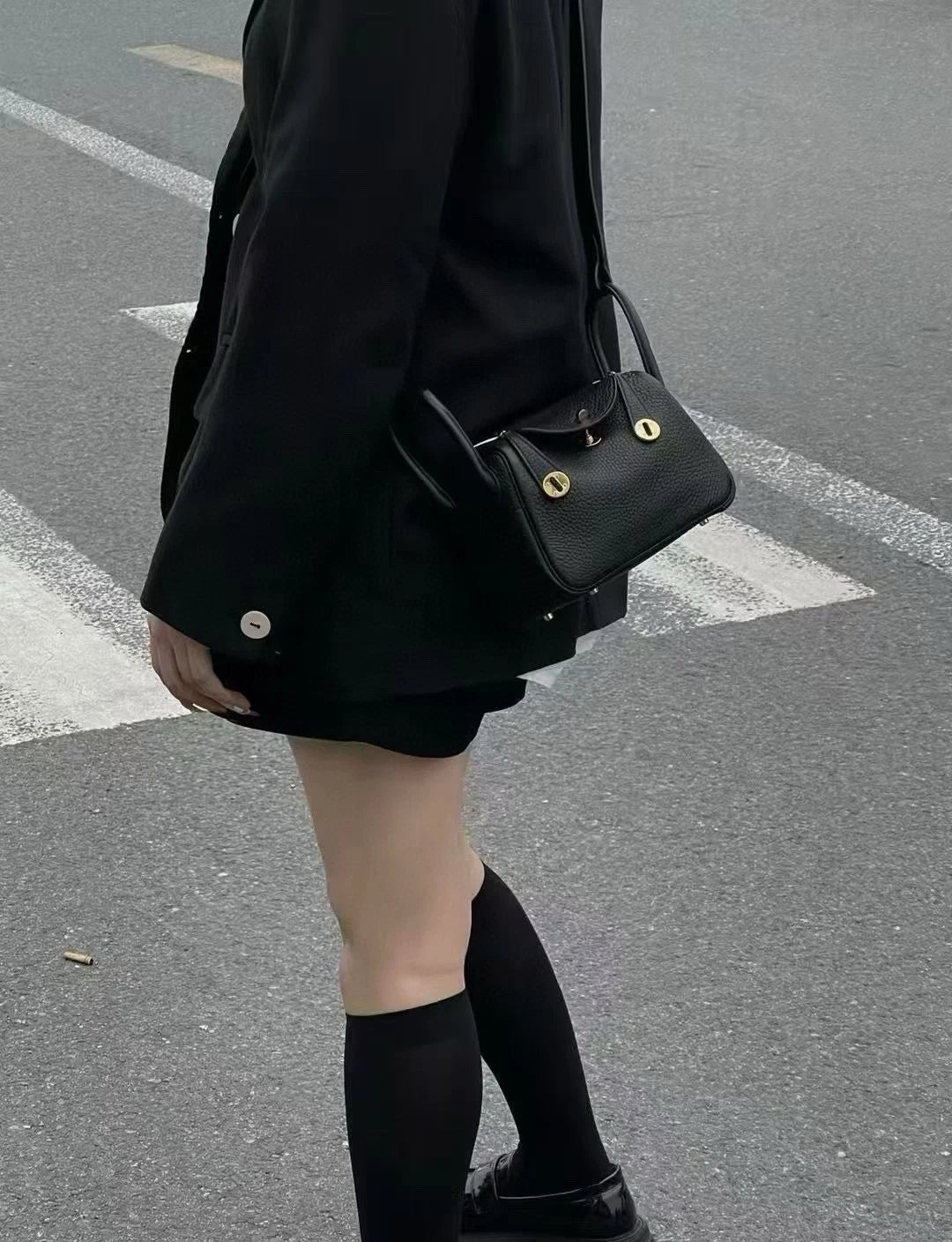 Hermes Mini Lindy Black Gold TC Leather Top Handle Bag For Women