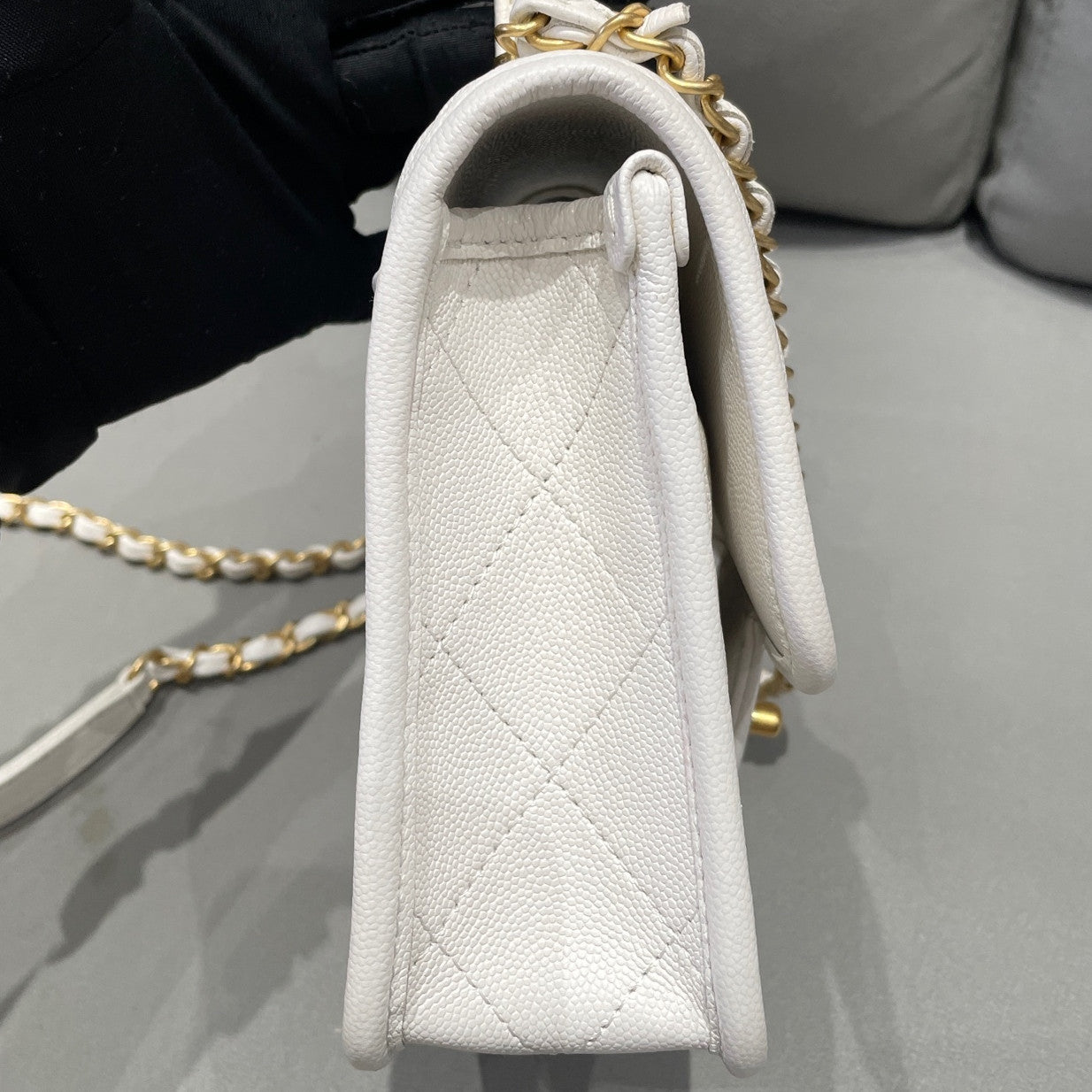 Chanel Quilted Messenger Chain Shoulder Crossbody Bag Platinum Women's Fashion