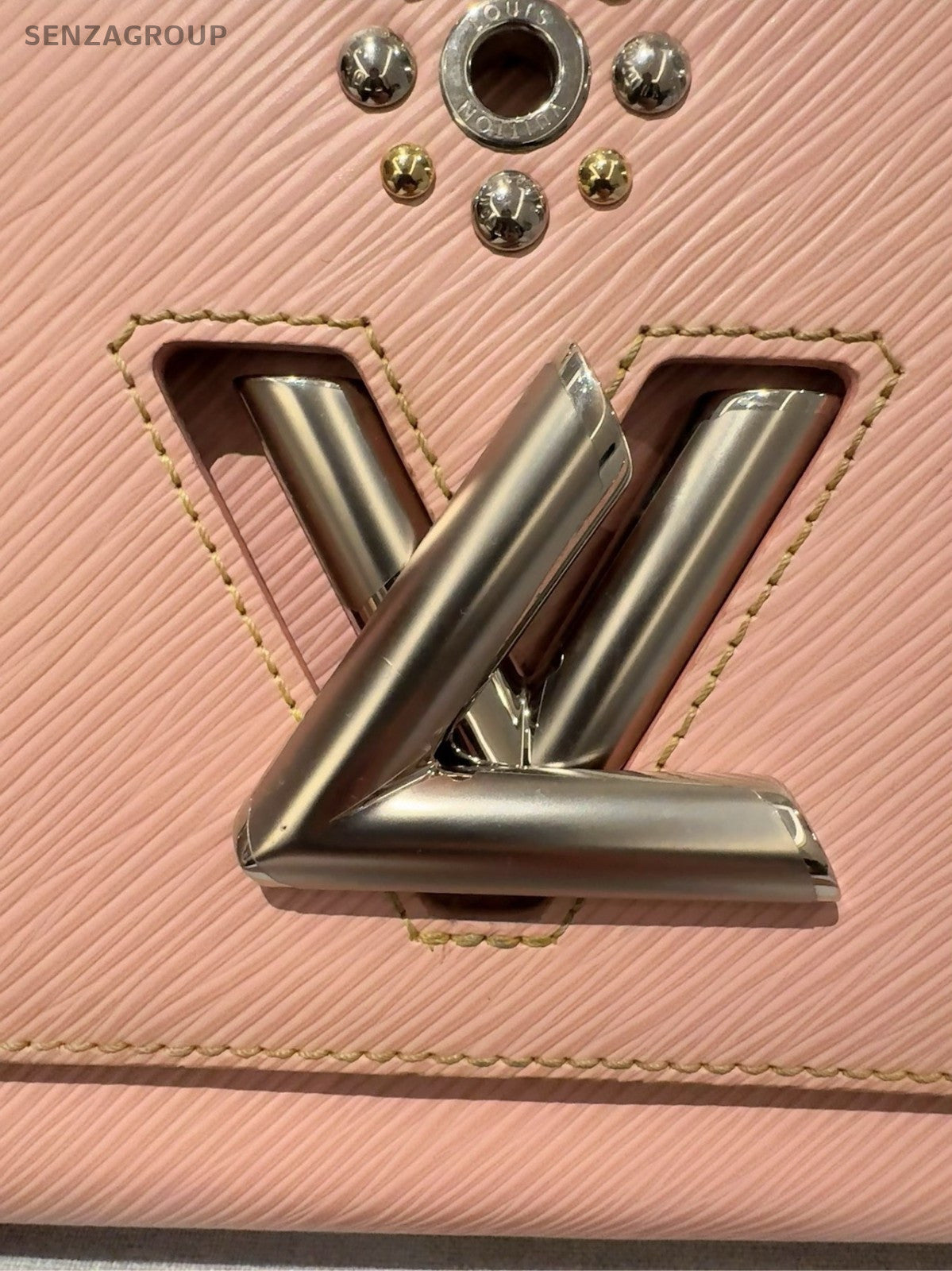 Louis Vuitton Twist MM Epi Leather Chain Strap Shoulder bag Pink Crossbody Women