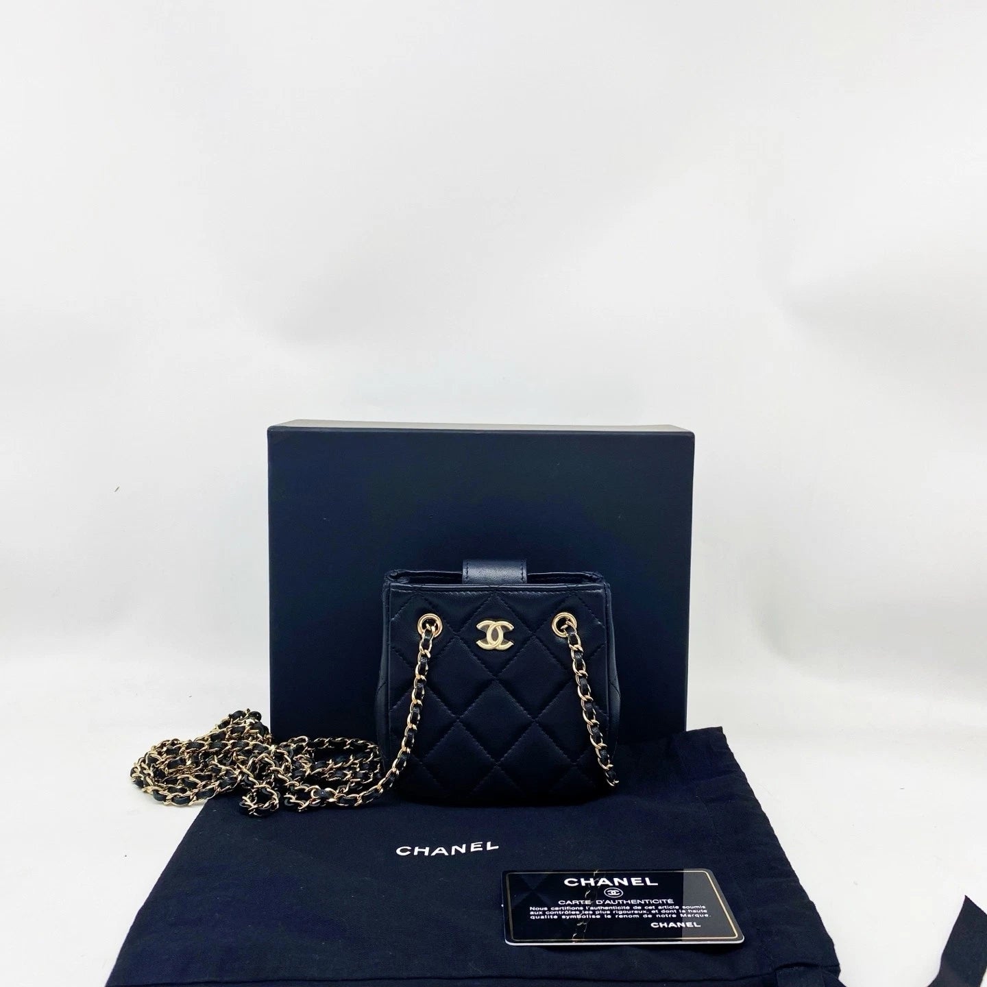 CHANEL Black Mini Chain Crossbody Bag For Women
