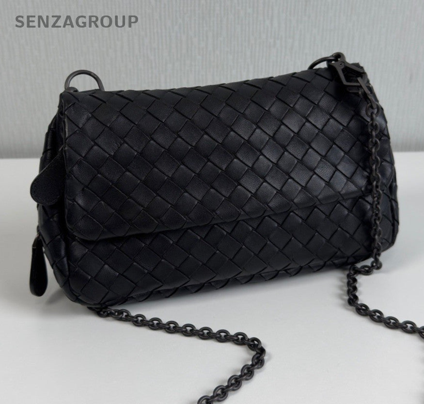 Bottega Veneta Lambskin Chain Shoulder Bag Black Used Women Classic