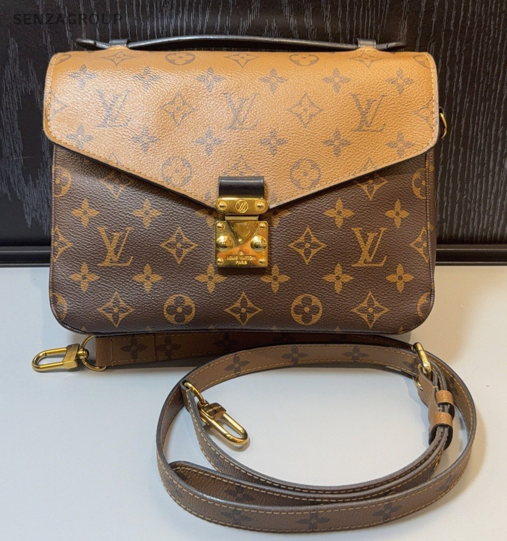 Louis Vuitton Pochette Monogram Shoulder Bag Crossbody Brown Gold Used Women