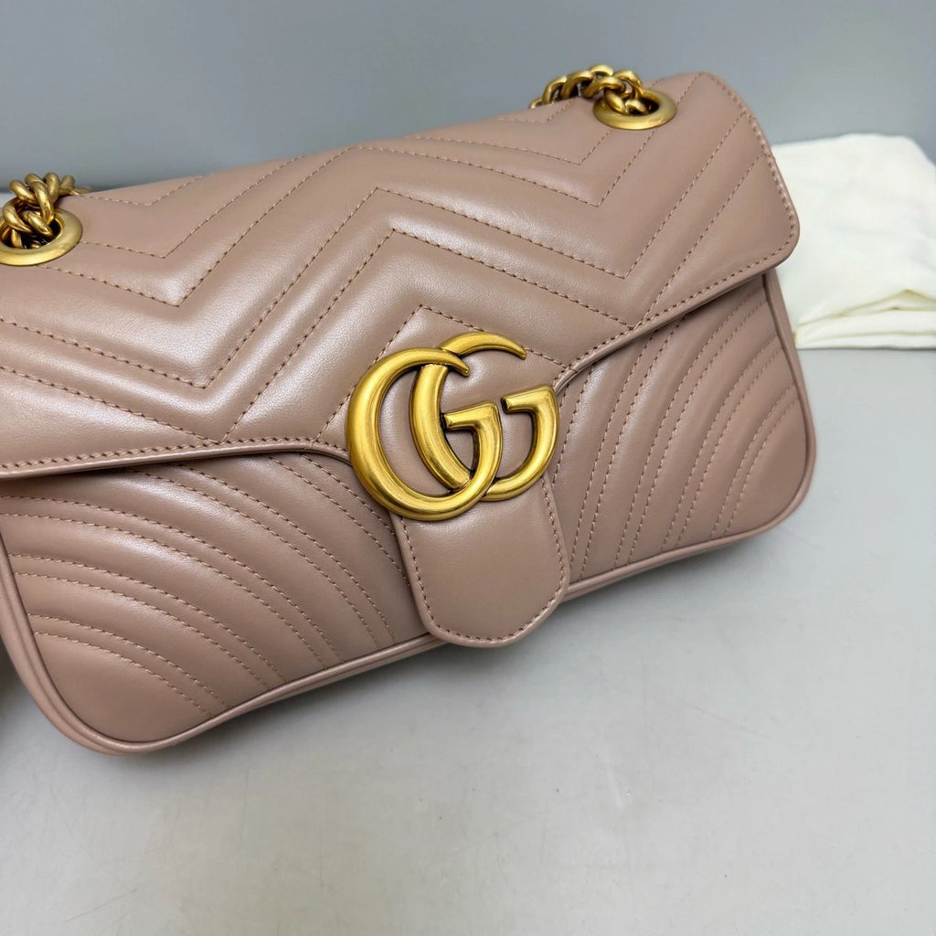 Authentic Gucci Marmont MM Calfskin Chain Shoulder Crossbody Bag Beige GHD