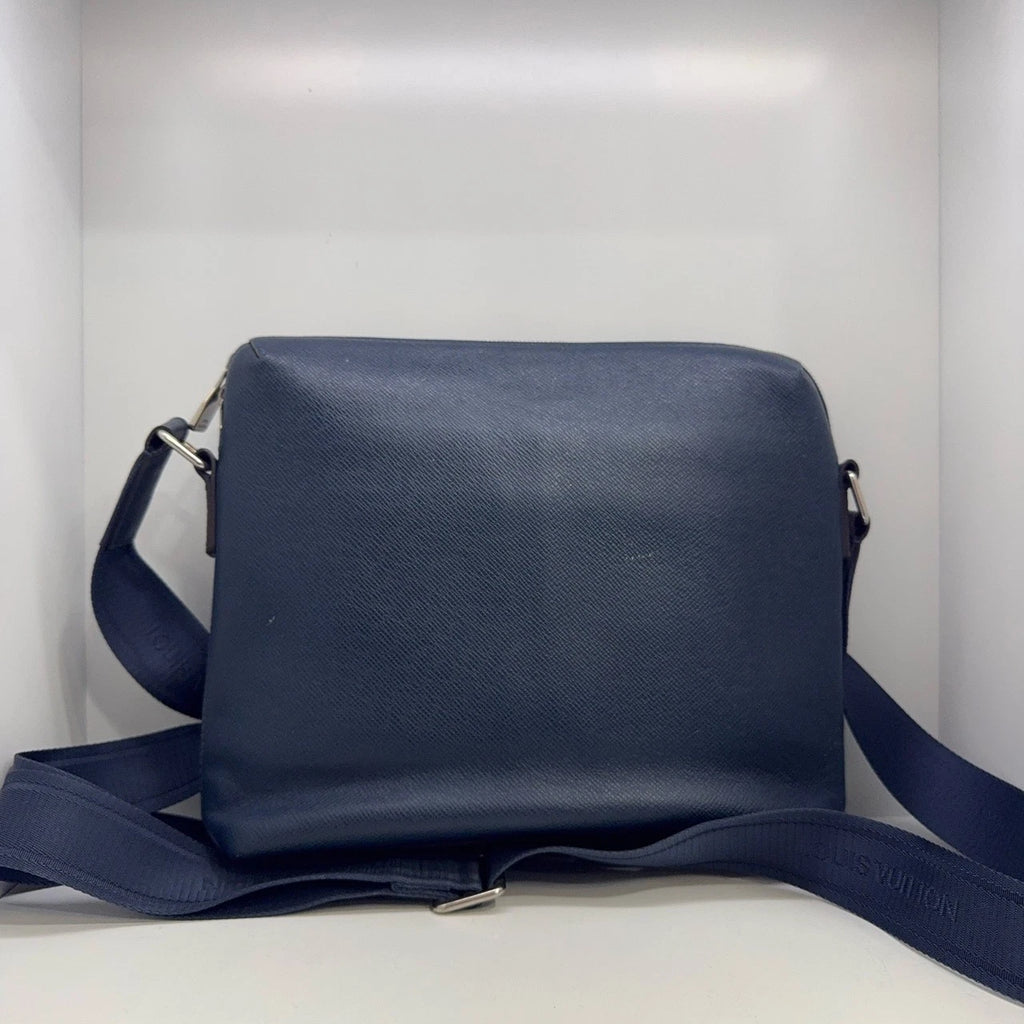 Louis Vuitton Blue Calfskin Messenger Shoulder Crossbody Bag For Women