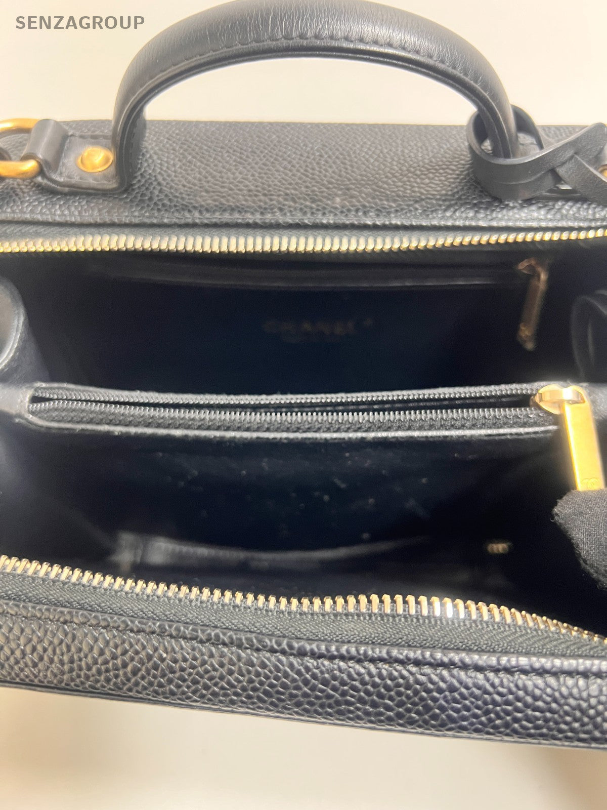 Chanel Vanity Chain Shoulder Bag Crossbody Diamond Black Gold Women Classic