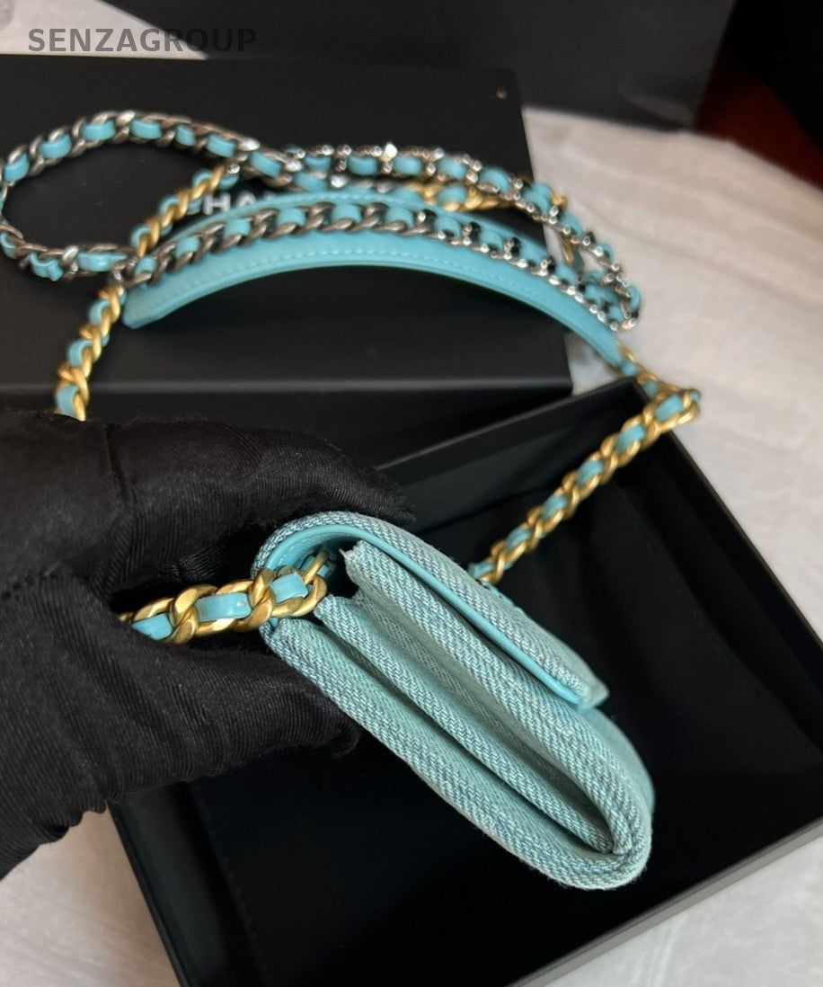 CHANEL 19woc Denim Crossbody Chain Bag Women Light Blue Brand New