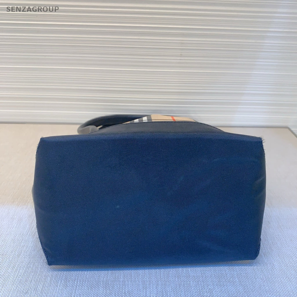 Burberry tote PM War Horse Check Pattern Top Handlebag Women