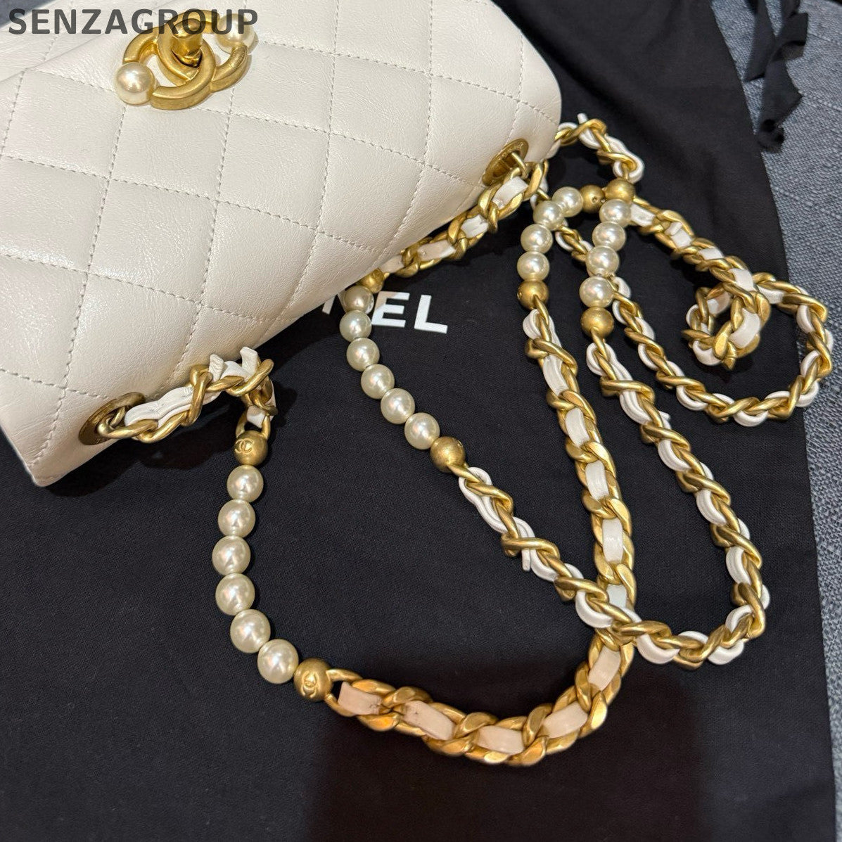 Chanel Vintage Calfskin Pearl Chain Shoulder Bag White Gold Classic Women