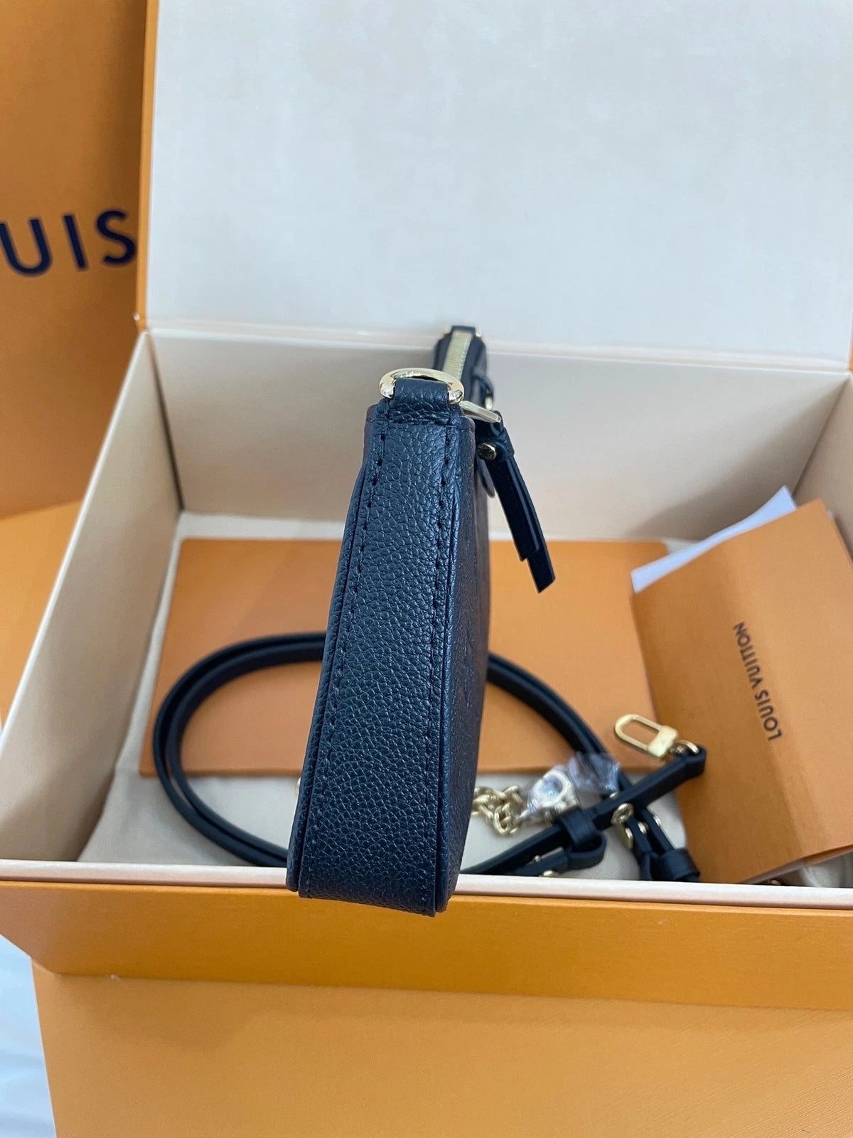 Louis Vuitton Women's Easy Pouch On Strap Crossbody Shoulder Handbag