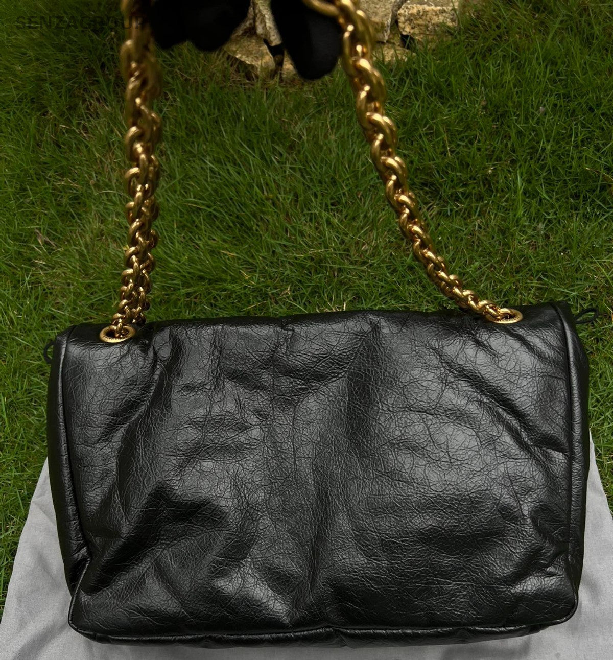 Balenciaga Monaco BB Logo Chain Arena Calfskin Shoulder bag Black Gold Brand NEW
