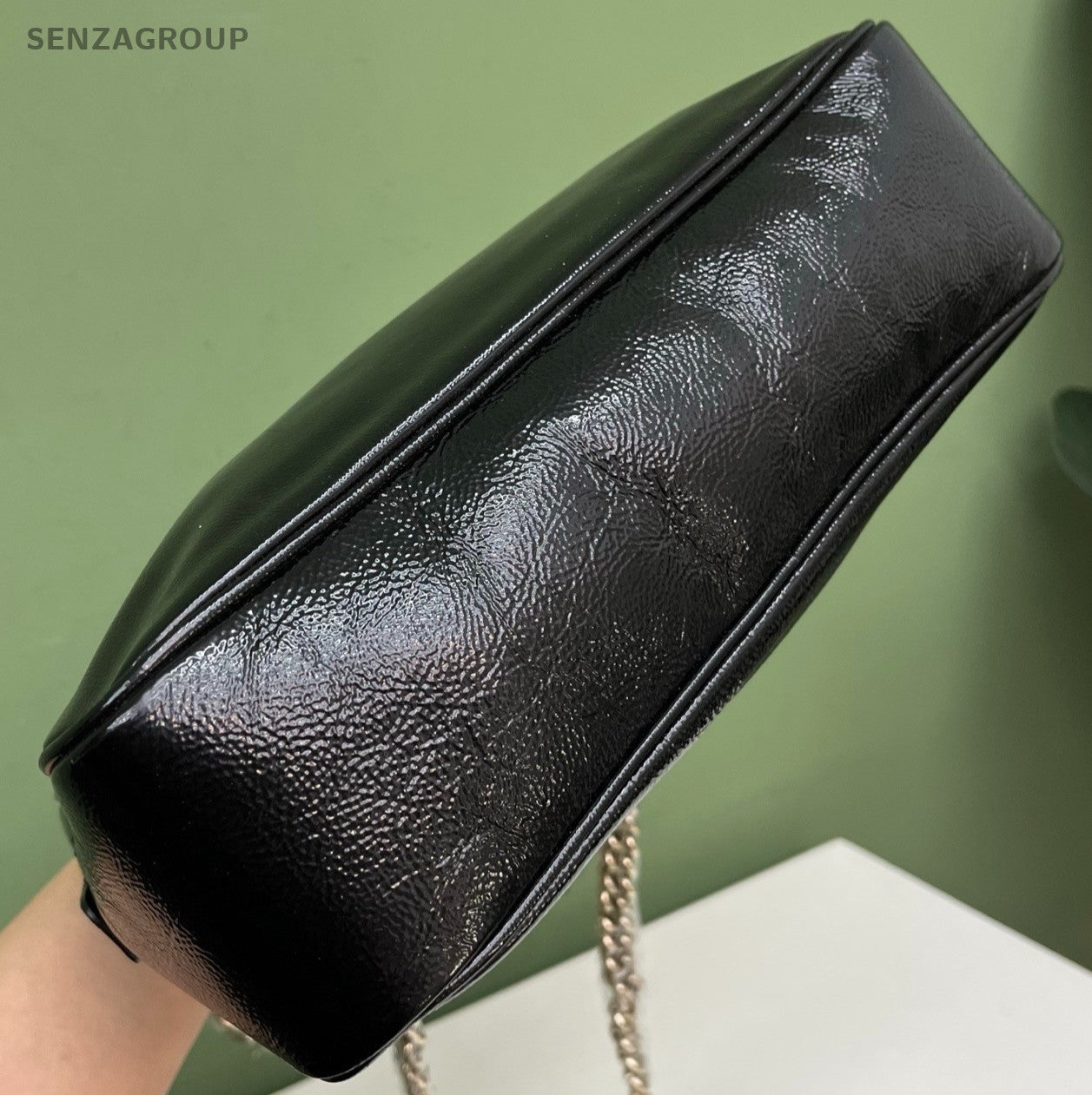 Gucci Tassel Soho Chain Shoulder Bag Black Gold Women Classic Designer
