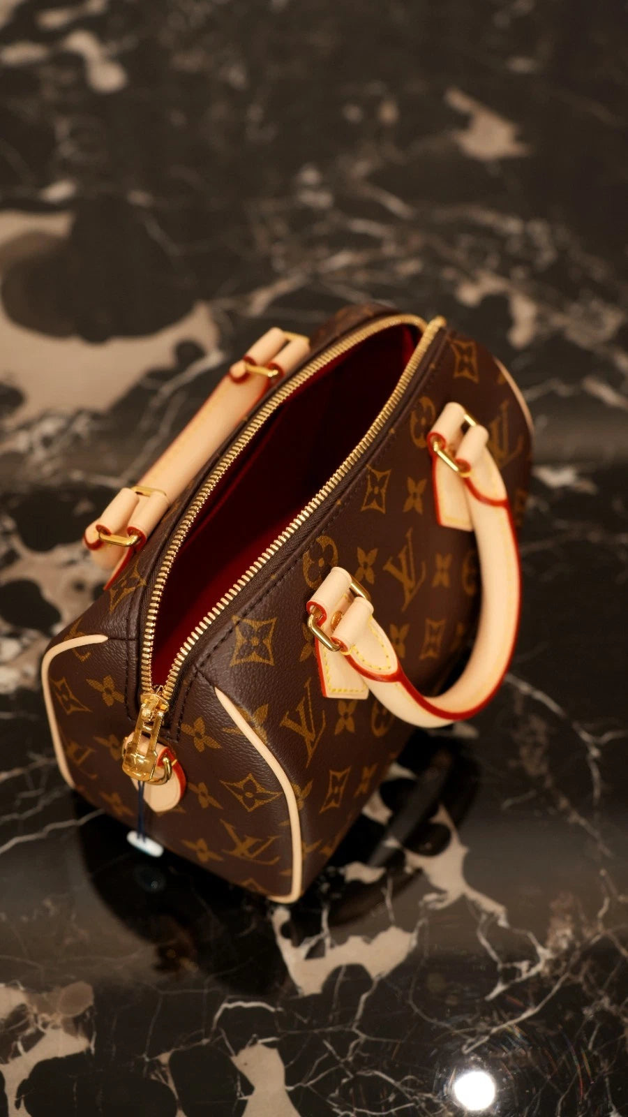 Louis Vuitton Speedy20 Monogram Canvas Excellent