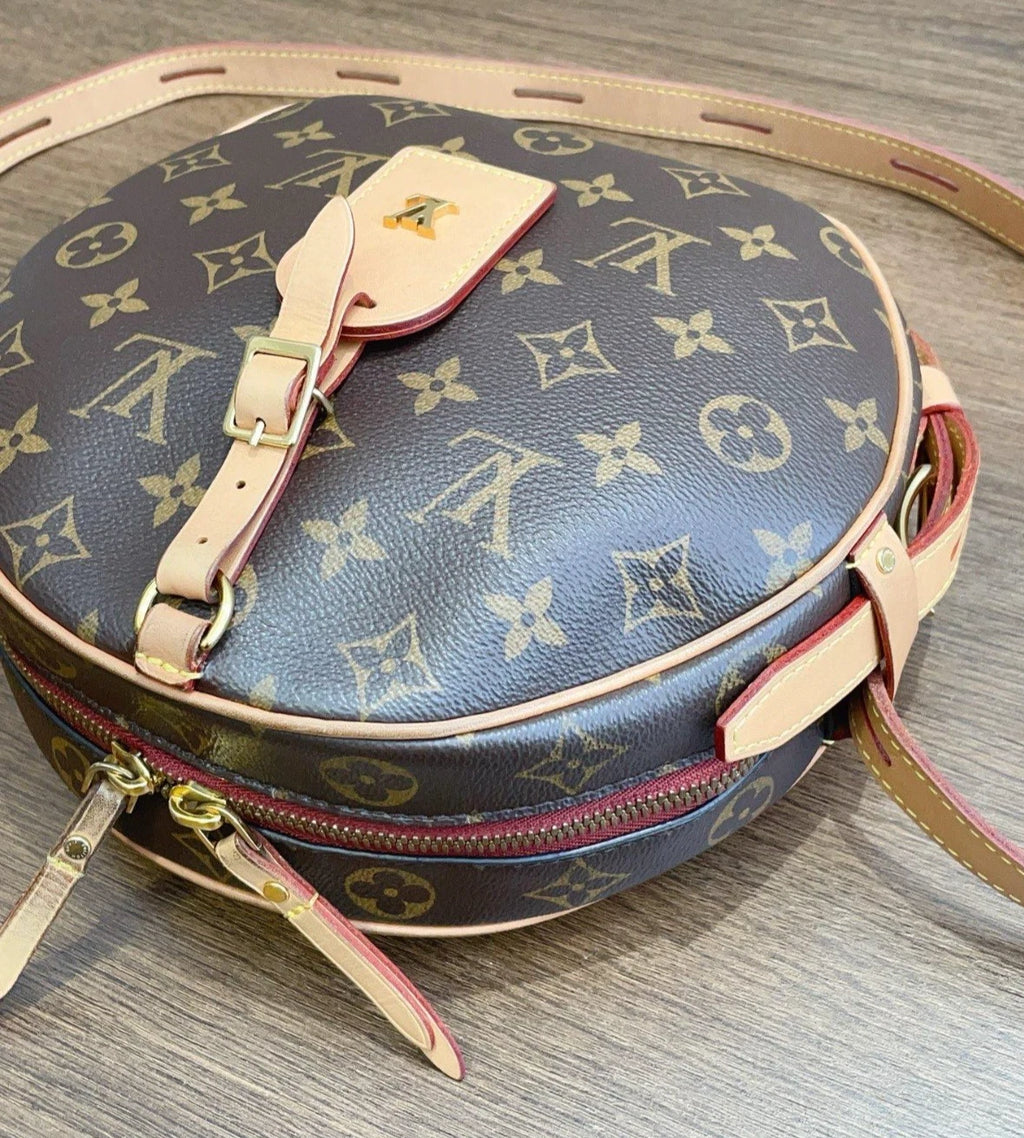 Louis Vuitton Boite Chapeau Souple Monogram GM Shoulder Bag Crossbody Bag Women