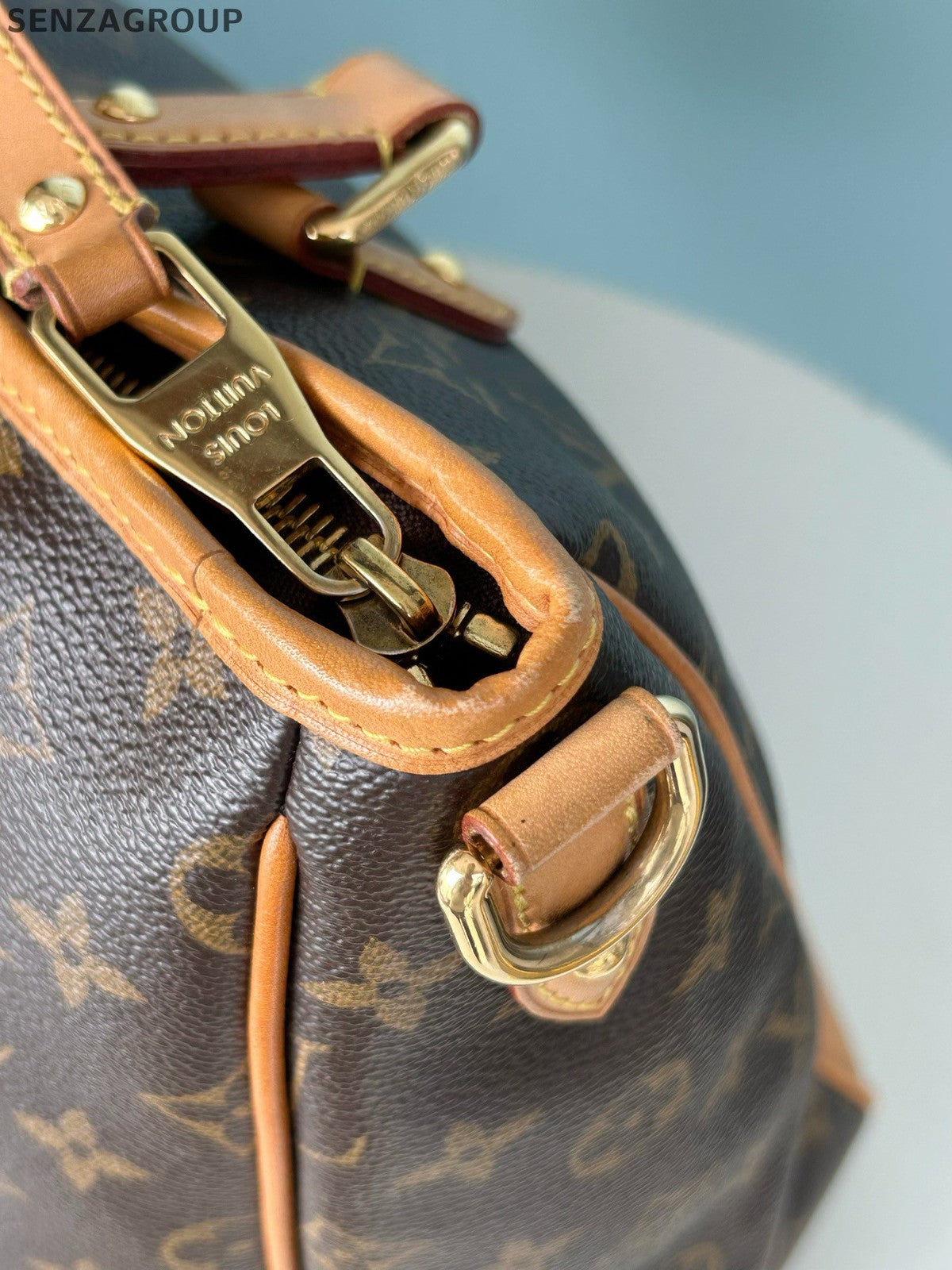 Louis Vuitton Monogram Tote Top Handle Crossbody Brown Gold Women Classic