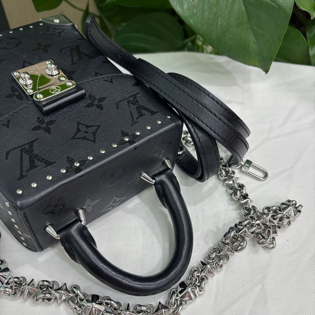 Louis Vuitton Camera Box Chain Shoulder Bag Crossbody Black Silver Women
