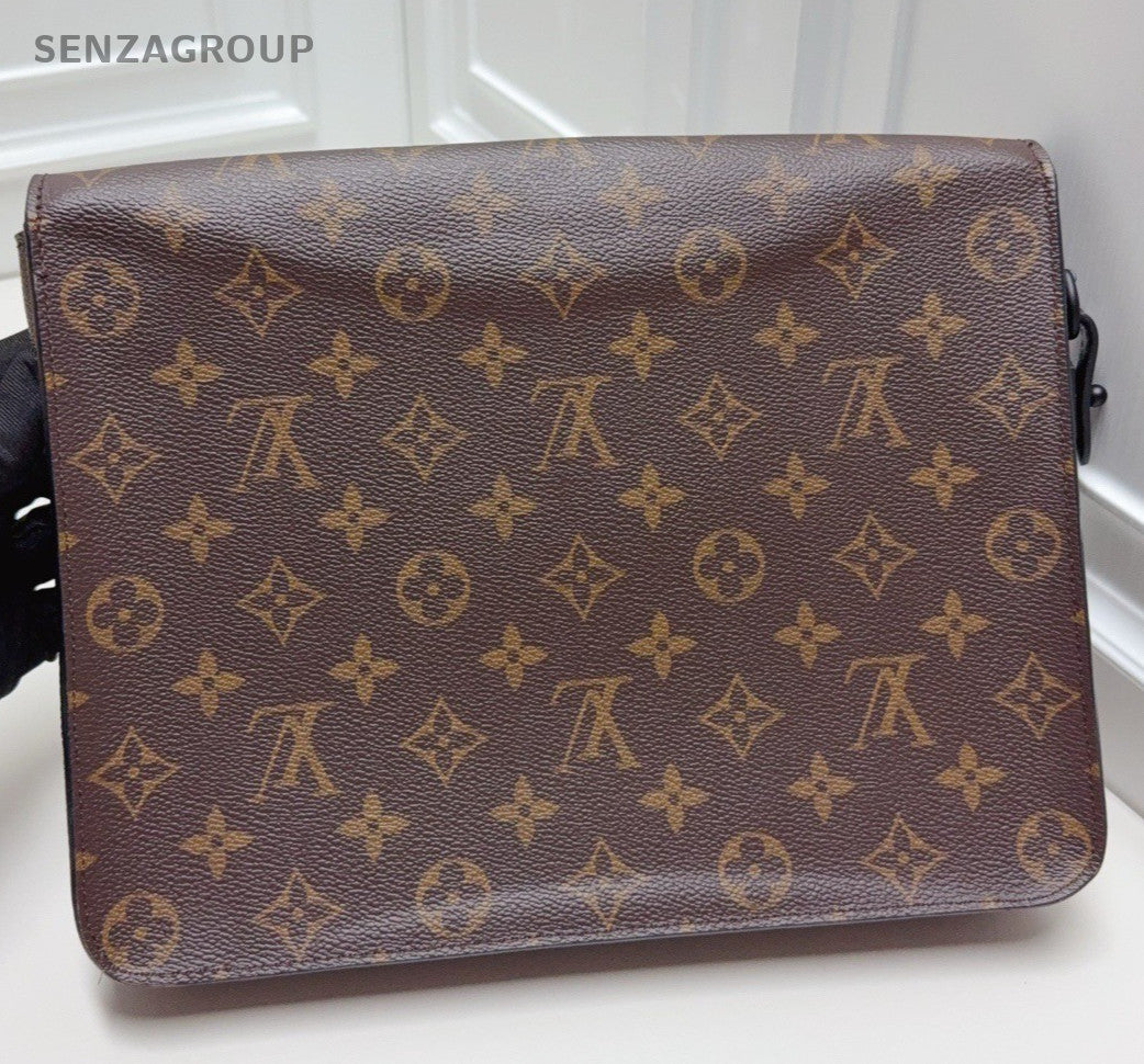 Louis Vuitton Slock Monogram Clutch Brown Used Women Classic