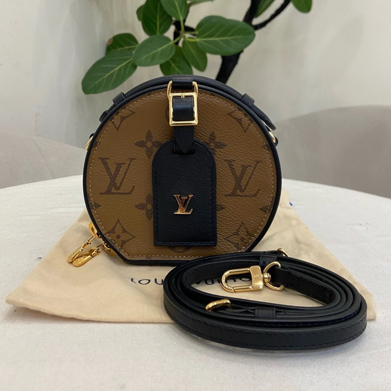 Louis Vuitton Boite Chapeau Mini Crossbody Brown Gold Women Classic
