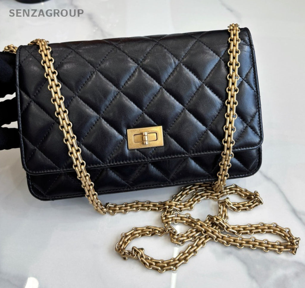 CHANEL 2.55 Woc Diamond Pattern Chain Shoudler bag Crossbody Black Gold Women