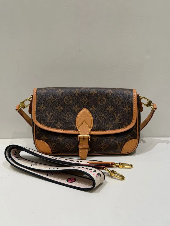 Louis Vuitton Canvas Baguette Shoulder Bag for Women