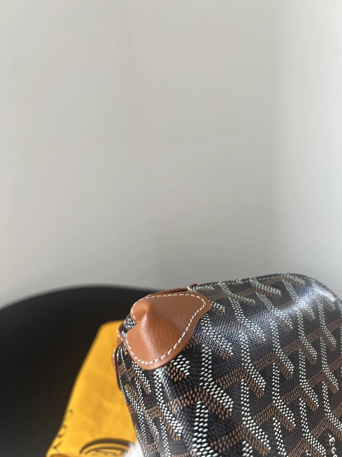 Goyard Shell Pouch Monogram Brown Canvas Leather Women Classic