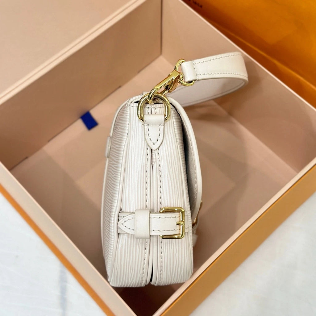 Louis Vuitton White Leather Saumur BB Crossbody Bag For Women