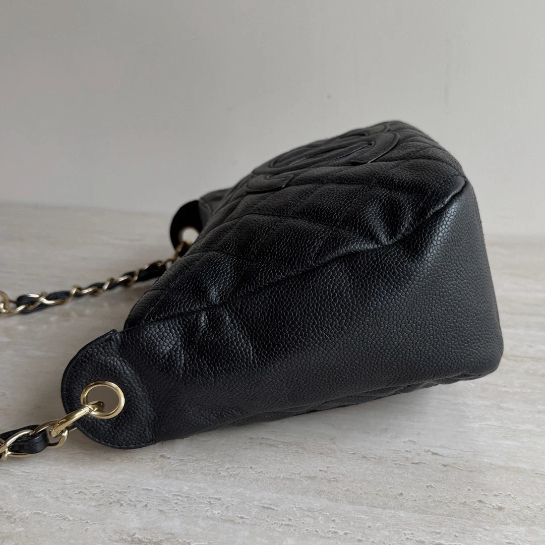 Chanel CC Logo Caviar Leather Diamond Gold Chain Underarm Shoulder Bag