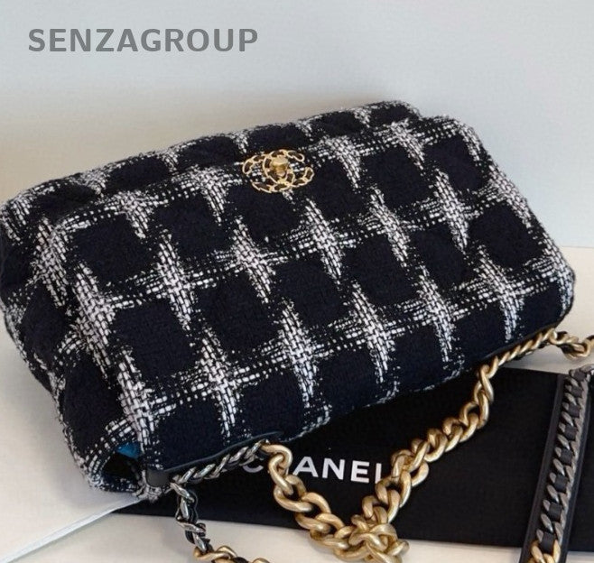 Chanel 19Bag GM Chain Shoulder Bag Crossbody Black Gold Women Classic