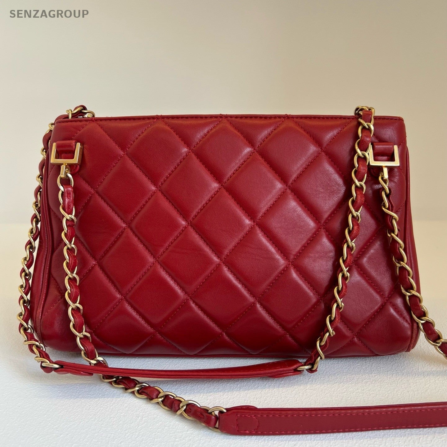 CHANEL Tote Diamond Pattern Chain Shoulder bag Red Gold Women
