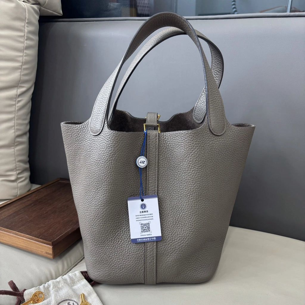 Authentic Hermes Picotin22 Gray Tote Handbag Gold Hardware with Key Lock