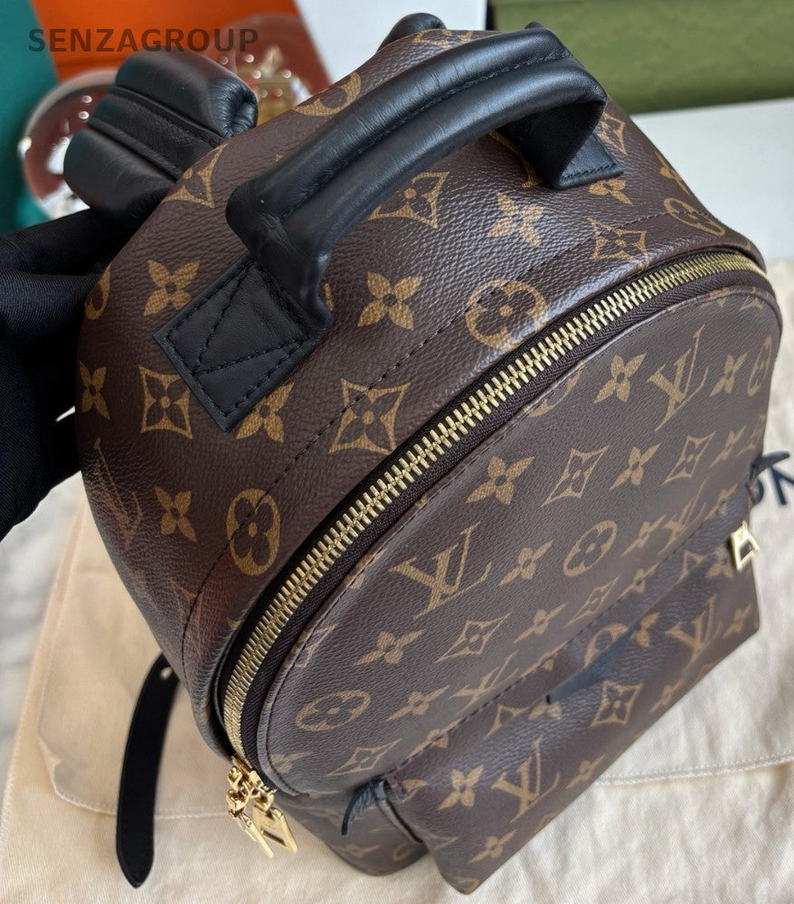 Louis Vuitton Monogram Classic Blackpack Medium Amost brand NEW Chip Version