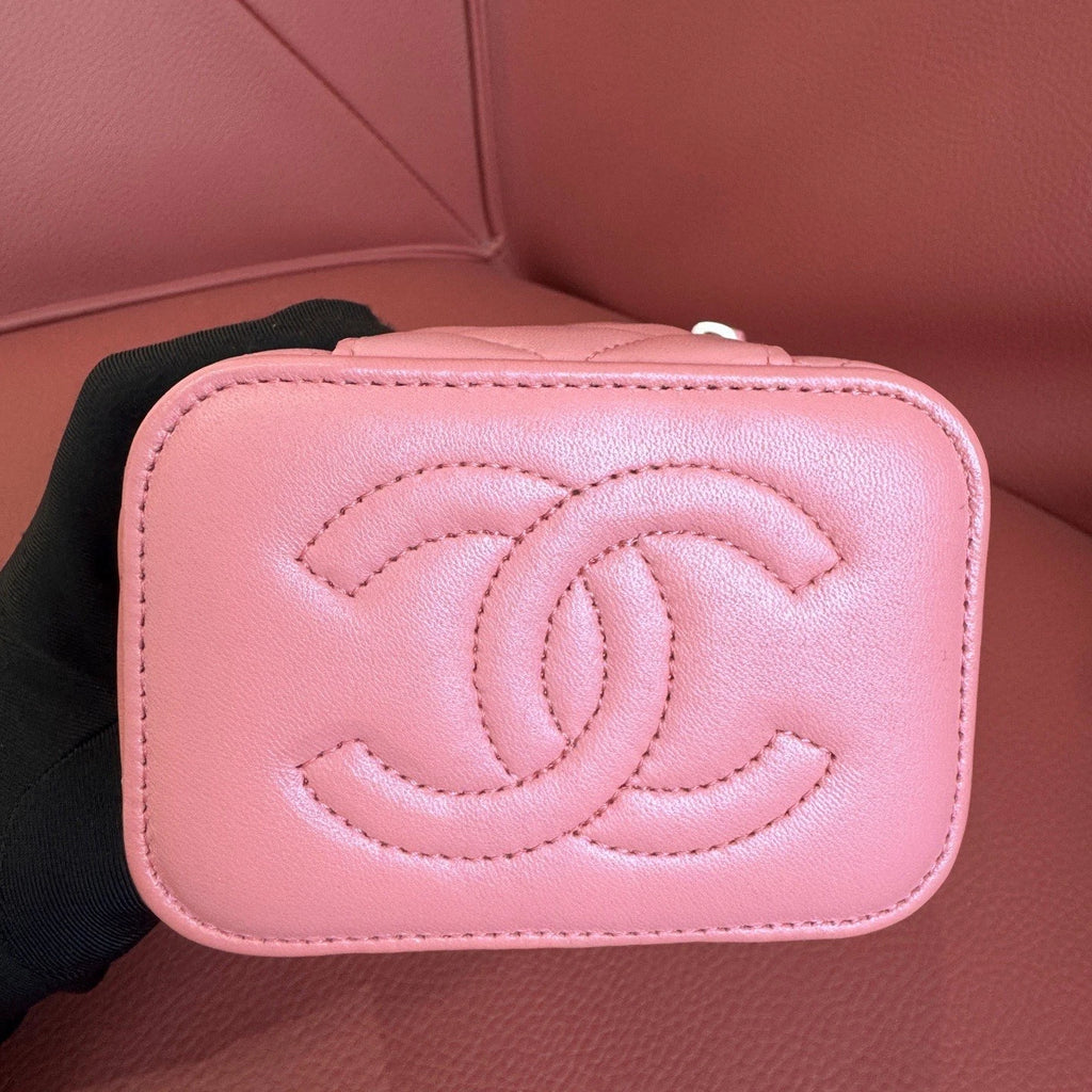 Chanel Diamond Chain Crossbody Top Handle Bag Pink Gold Women Classic