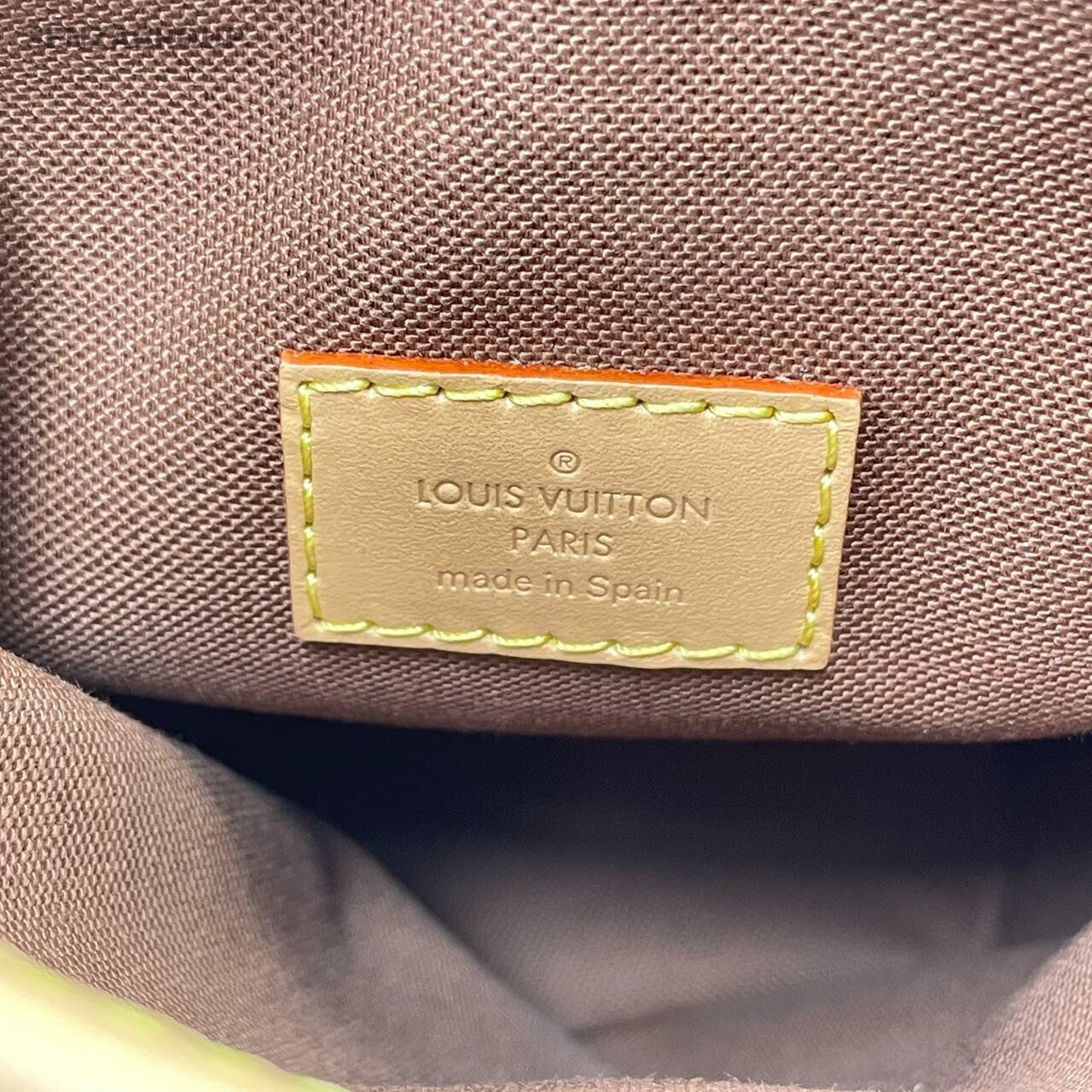 Louis Vuitton Fold Me pouch Crossbody Bag  With strap M80874