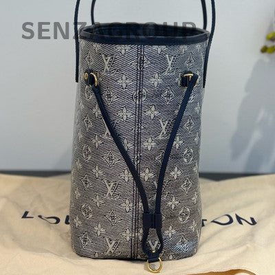 Louis Vuitton Neverfull MM Monogram Handbag - Grey Gold Classic Women's Tote