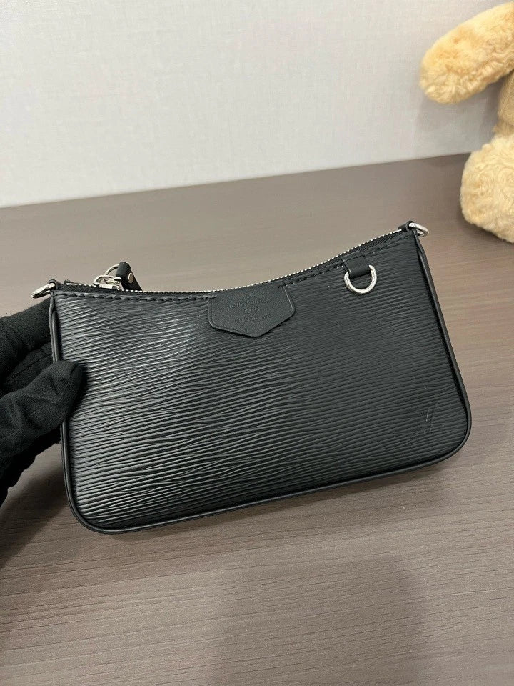 Louis Vuitton Easy Pouch On Strap Epi Leather Chain Black Shoulder Bag SHW