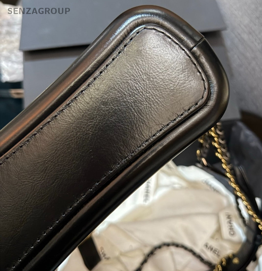 Louis Vuitton Monogram
