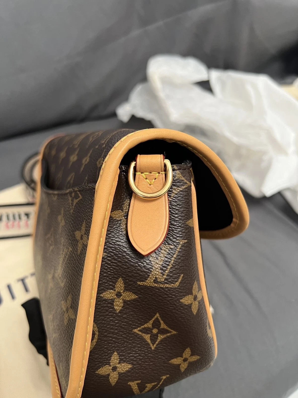Louis Vuitton Diane Monogram Brown Gold Shoulder Bag Crossbody Excellent
